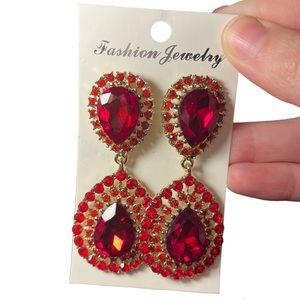 Red Ruby Sparkly Elegant Earrings ❤️✨